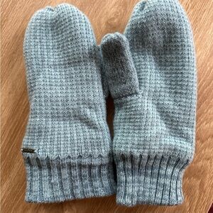 L.L. Bean Gray Knit Mittens